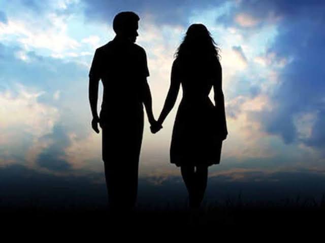 पत्नी ने उड़ाए पति के होश, प्रेमिका के साथ रहे रहा था 3 बच्चों का बाप